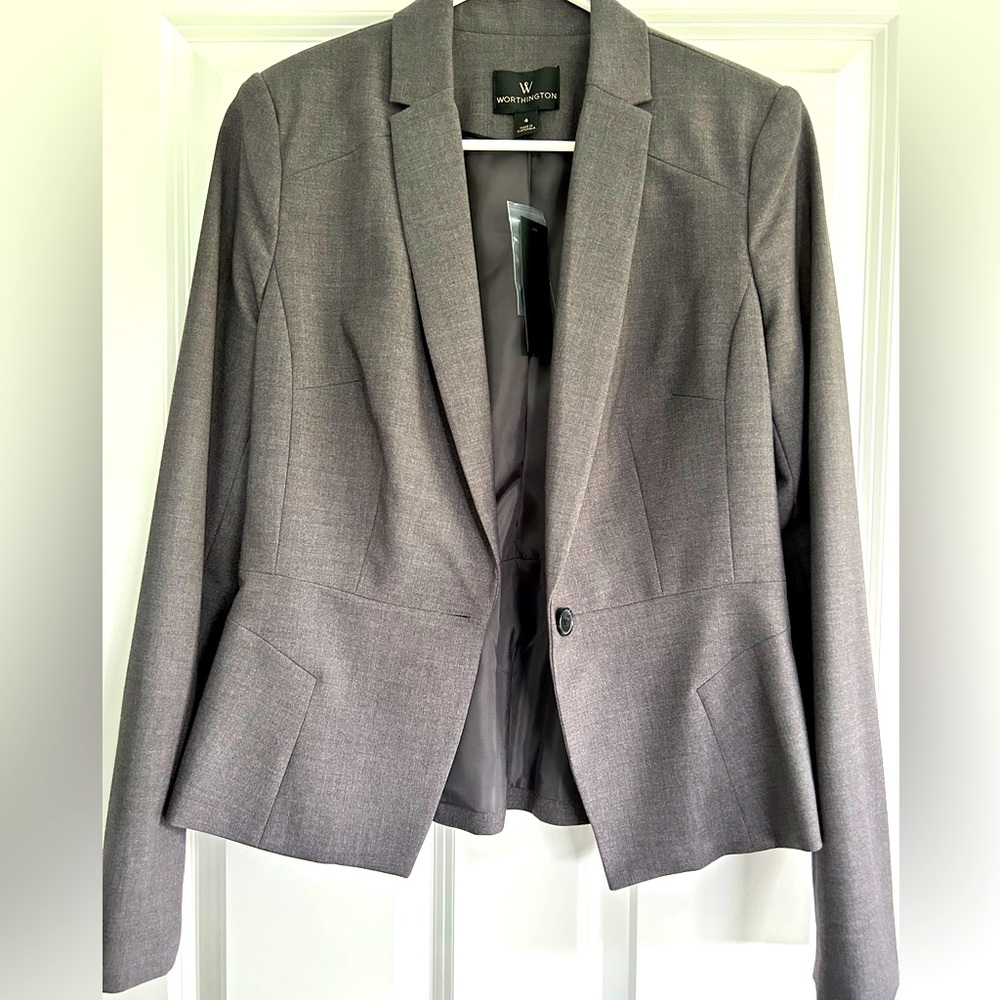 Worthington Suit Jacket, Size 4